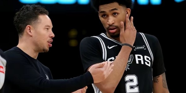 bob半岛体育-16分8板1助1断！哈珀刷新NBA纪录，米奇别再暴殄天物